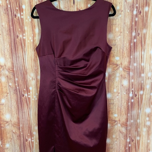 The Limited Bordeaux Sheath Dress Size 10 Draped Front V in Back Burgundy - Picture 10 of 10
